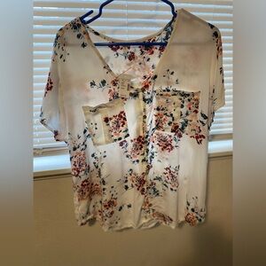 Maurice’s Short Sleeve Floral Blouse